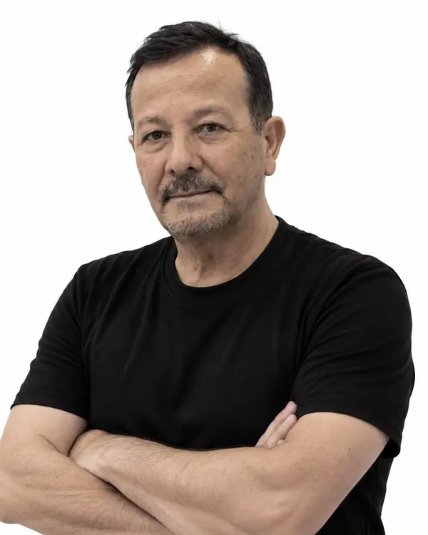 Bülent Tuğrul
